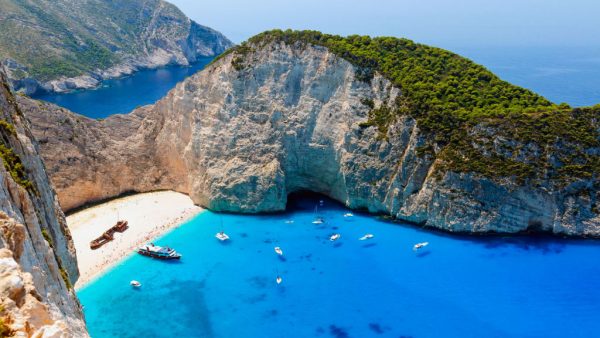 أجمل جزر اليونان لقضاء شهر العسل كم تبلغ تكلفة قضاء شهر في جزر اليونان