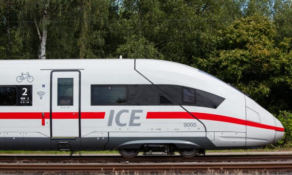 القطار من برلين الي ميونخ