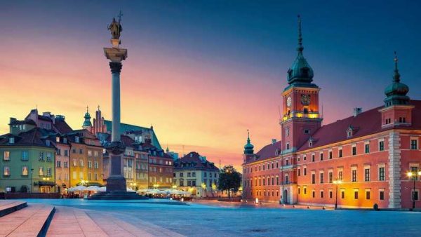 السياحة في بولندا وارسو