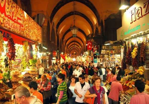 السوق المصري فى اسطنبول 