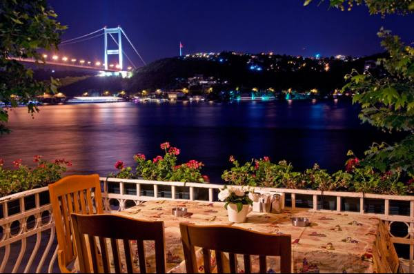 مطاعم اسطنبول على البسفور .