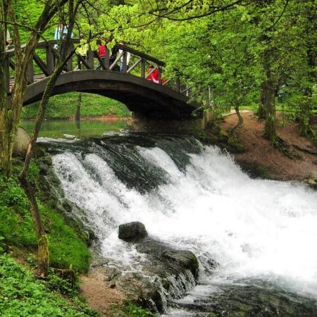 حديقة فريلو أحد المناطق القريبة من نهر البوسنة