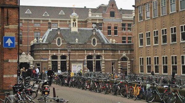 تكاليف الدراسة فى جامعة امستردام 