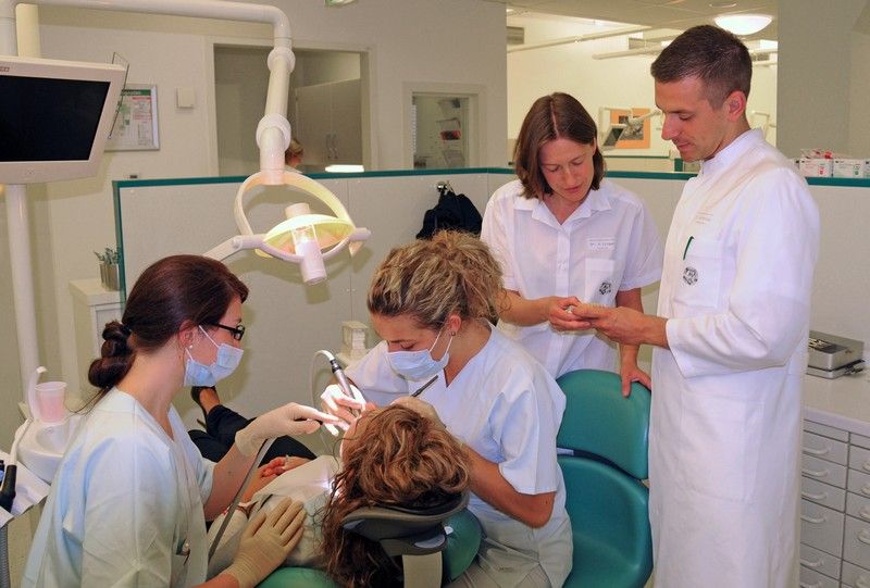 دراسة طب الاسنان في اوكرانيا