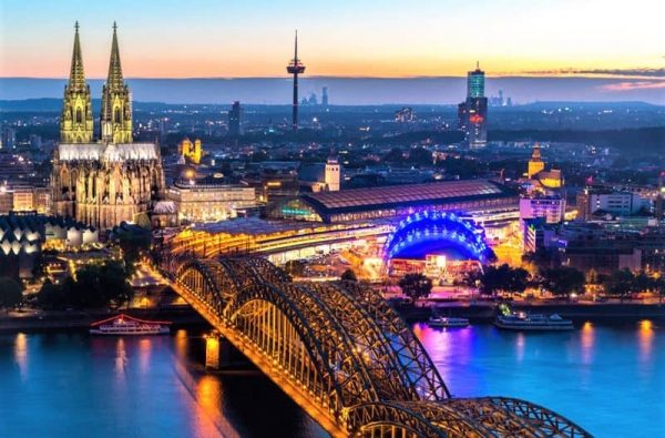 كم تكلفة السفر من الاردن الى المانيا ؟