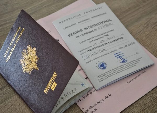 الأوراق المطلوبة للحصول على الإقامة الدائمة في بلغاريا