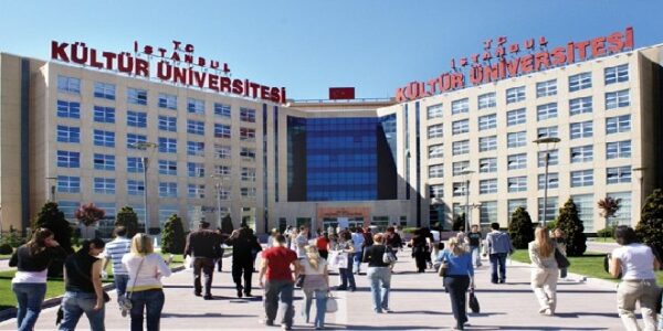 الجامعات التركية للسوريين