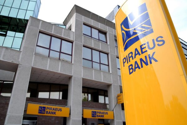 فتح حساب بنكي في اليونان فى بنك بيريوس