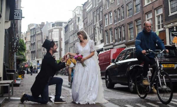 مميزات الزواج من هولندية