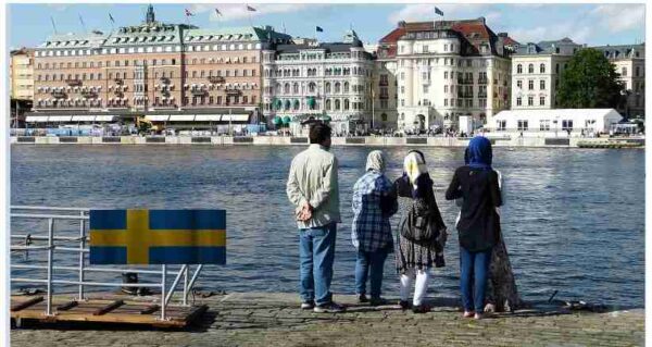 الحياة في السويد للمهاجرين