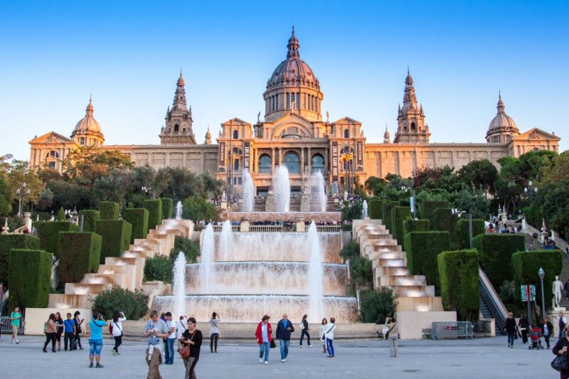 تكلفة السياحة في برشلونة