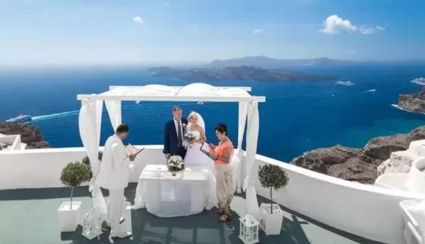 الزواج في اليونان